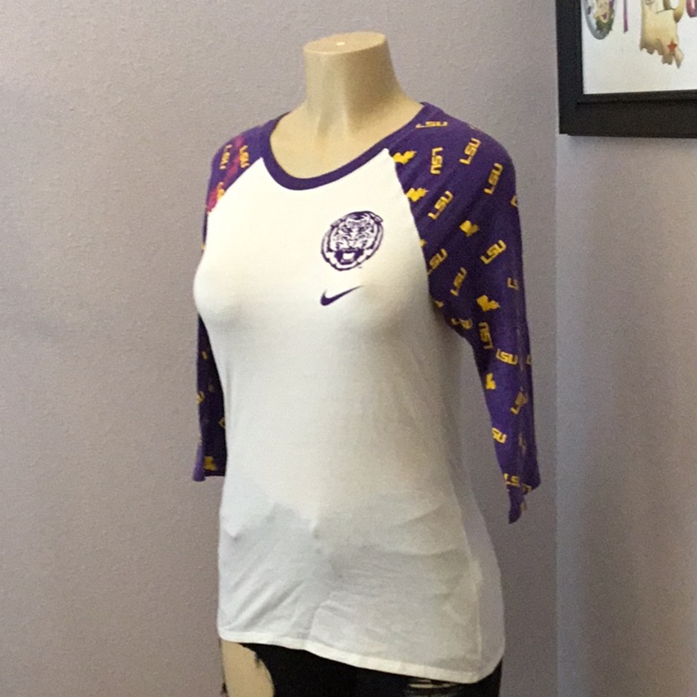 LSU distress T-shirt
